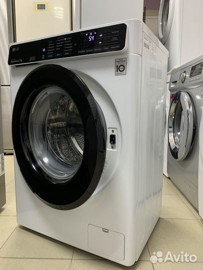 Стиральная машина LG 7 кг Direct Drive с паром