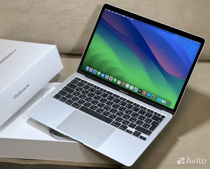 Apple MacBook Air 13 2020 (i7-1060NG7/16GB/256SSD)