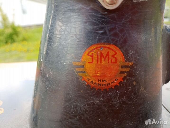 Швейная машинка ножная