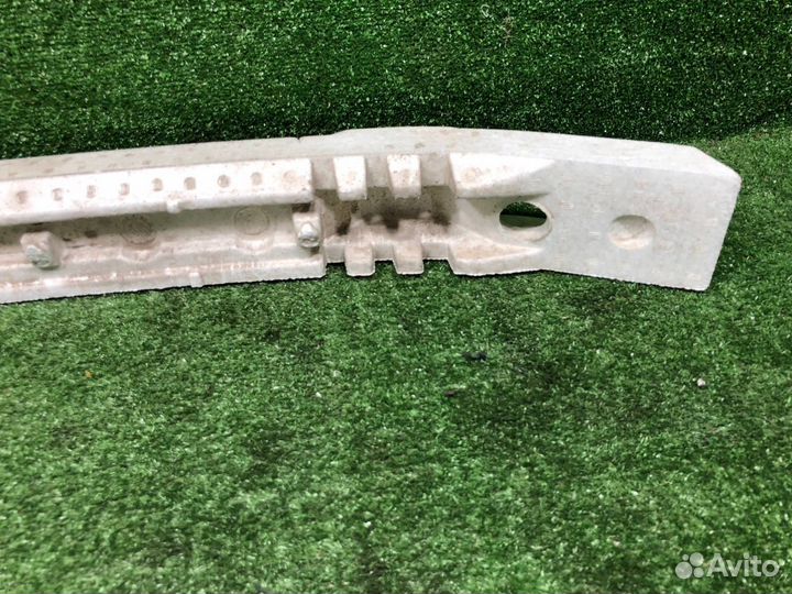 Абсорбер бампера передний Subaru Legacy Outback