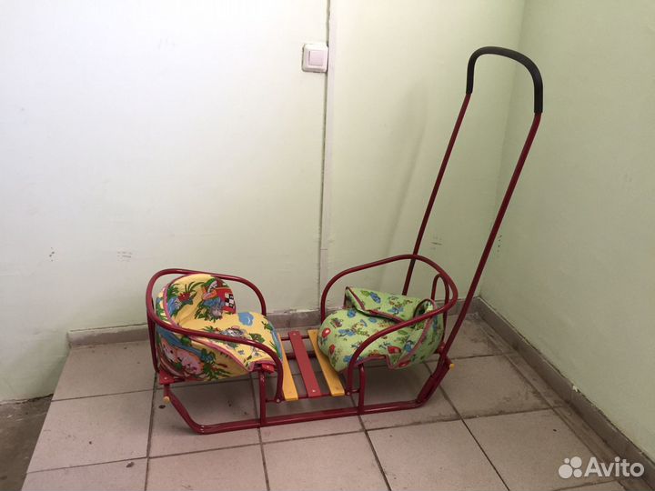 Сани двухместные