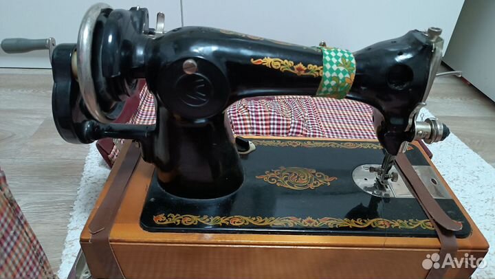 Швейная машинка подольск 2м