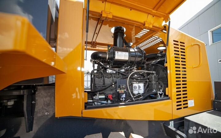 Фронтальный погрузчик XCMG LW330FN, 2023