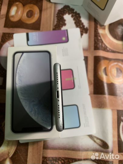 iPhone Xr, 128 ГБ