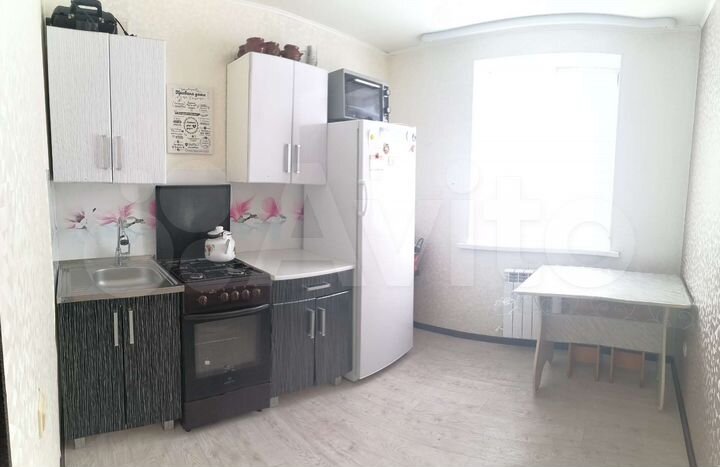 3-к. квартира, 70 м², 1/1 эт.