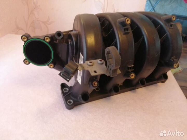 Впускной коллектор Опель