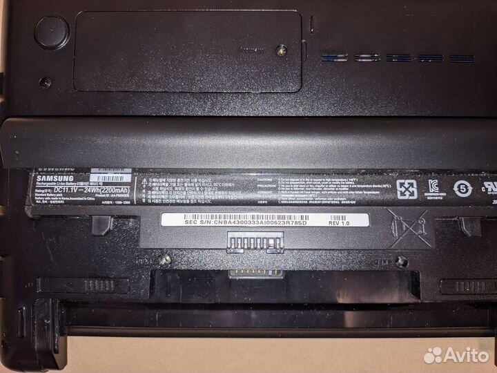 Нэтбук Samsung NP-N102S-B02RU