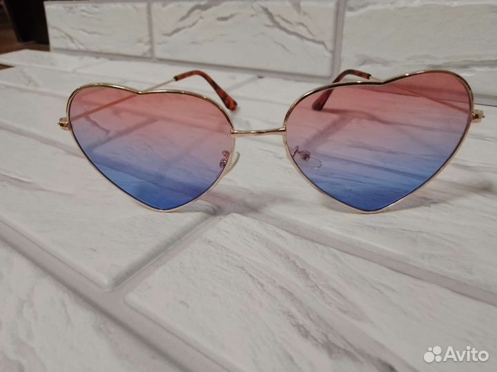 Солнцезащитные очки