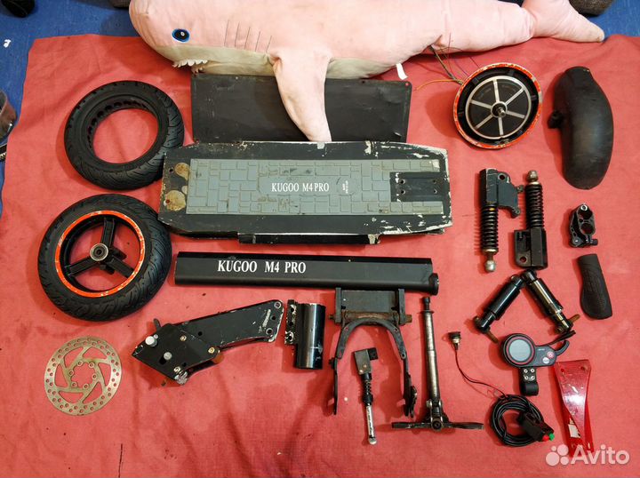 Kugoo M4 Pro V5 20г запчасти электросамокат