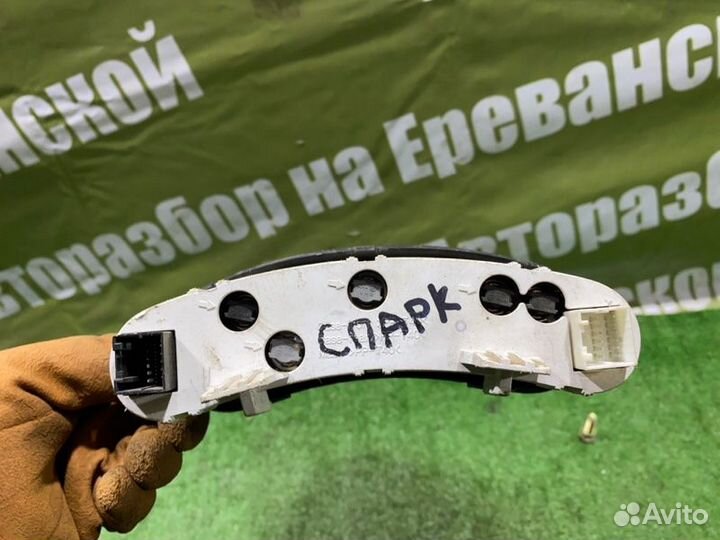 Дисплей Chevrolet Spark