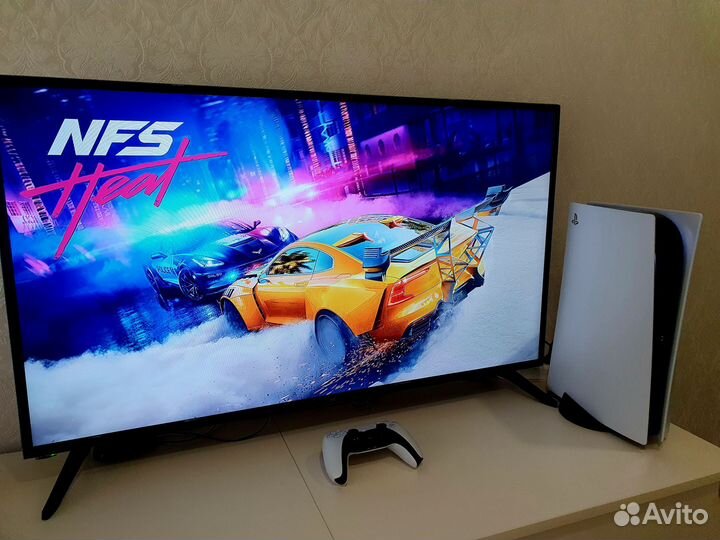 Sony PS5 с дисководом и более 70 игр