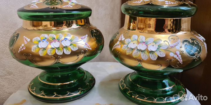 Ваза с крышкой Бононьерка Богемия