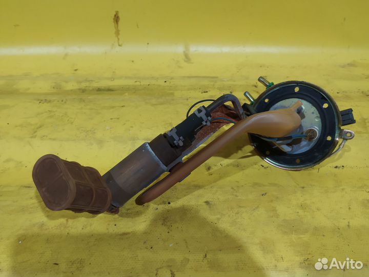 Топливный насос Тойота Марк 2 Креста 90