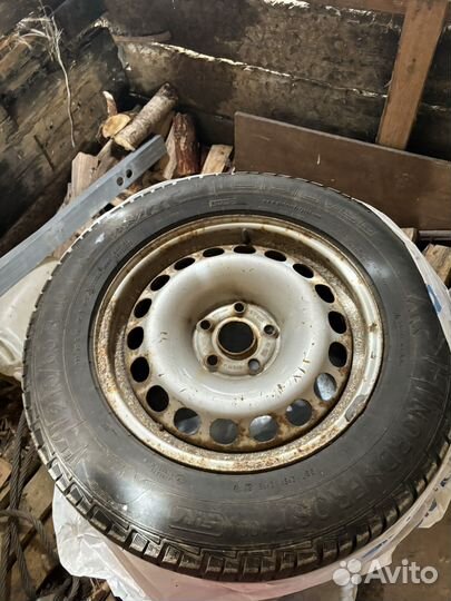 Gislaved NordFrost 100 215/65 R16