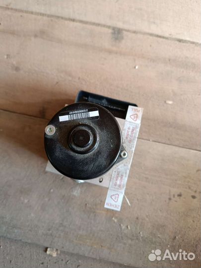 Блок ABS новый, оригинал Ford Focus2