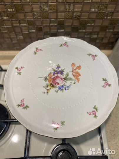 Подставка для торта полевой цветок