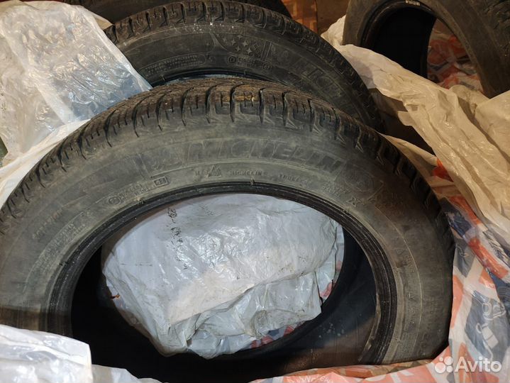 Michelin X-Ice 3 205/55 R16