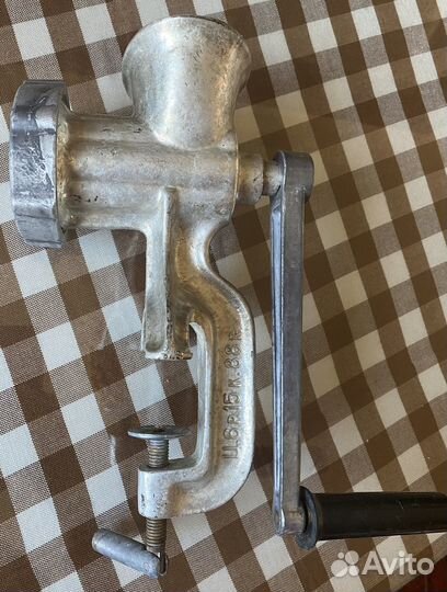 Мясорубка и соковыжималка