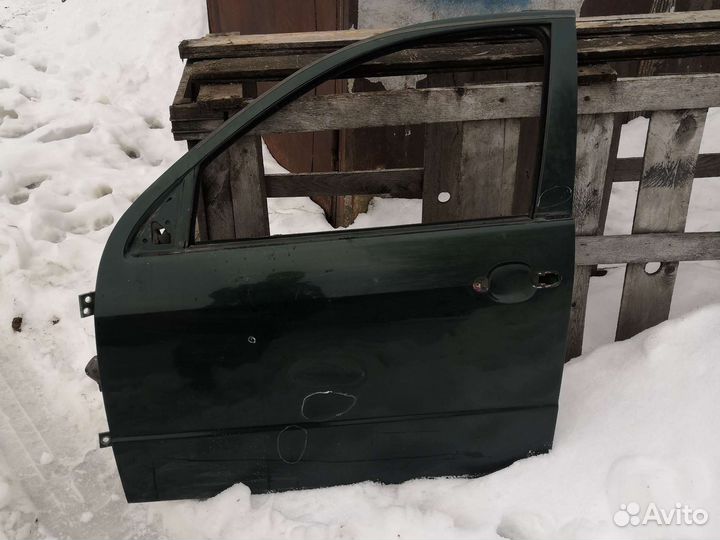 Дверь передняя левая skoda fabia 1