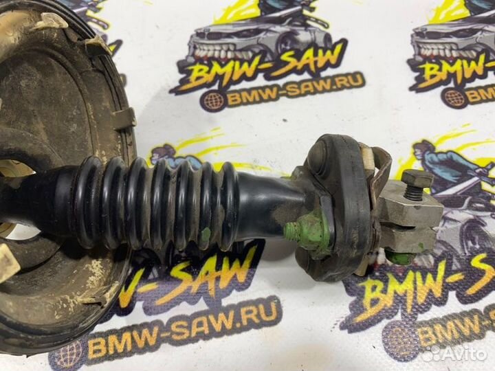 Рулевой карданчик Audi 80 B3 AAD 1991