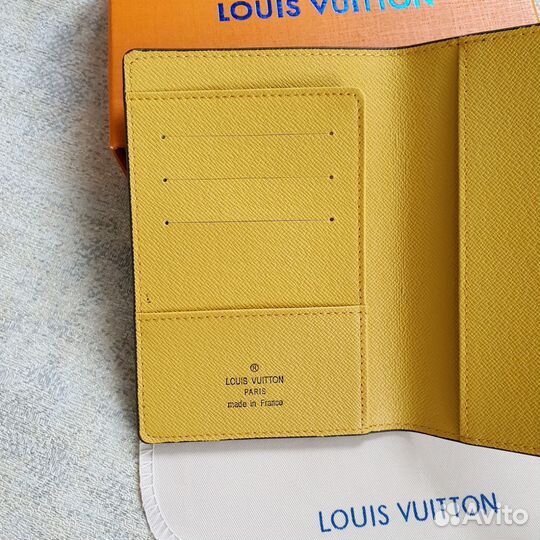 Обложка на паспорт Louis Vuitton