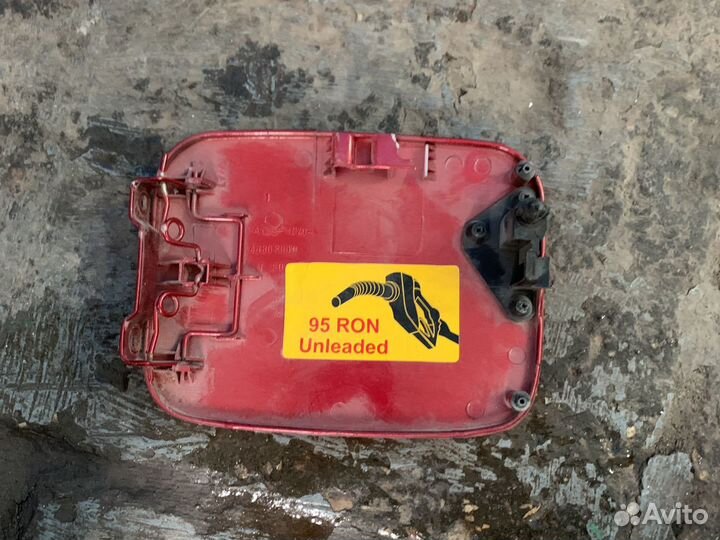 Лючок бензобака Fiat Albea