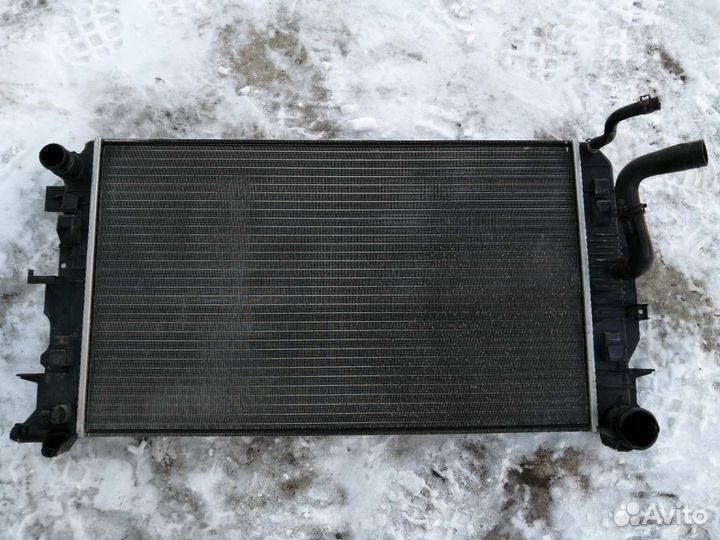 Радиатор Охлаждения Мерседес Спринтер 906 ом 651