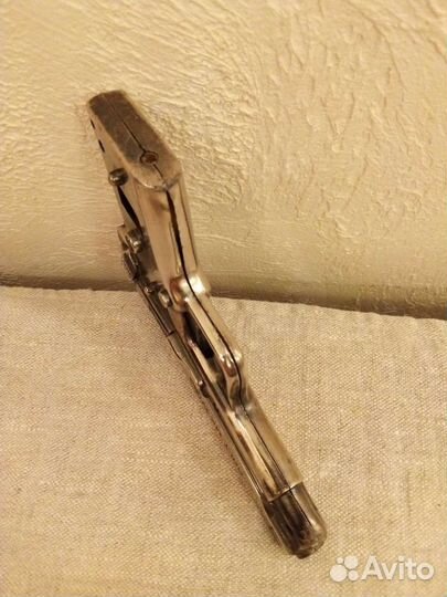 Зажигалка пистолет colt