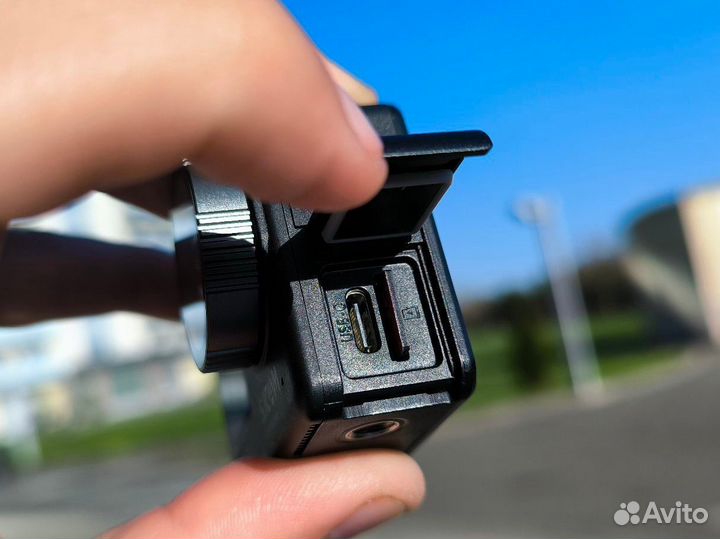 Экшн камера sjcam sj11 active + набор аксессуаров