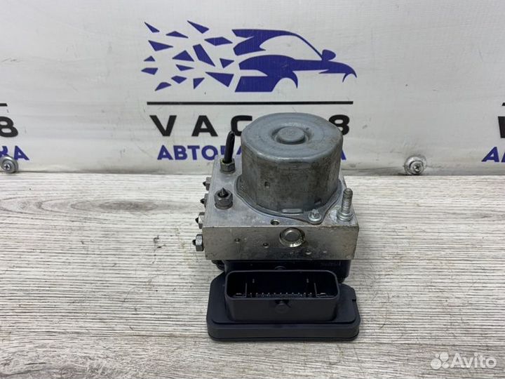 Блок ABS Skoda Fabia cbza 1.2 TSI 2013