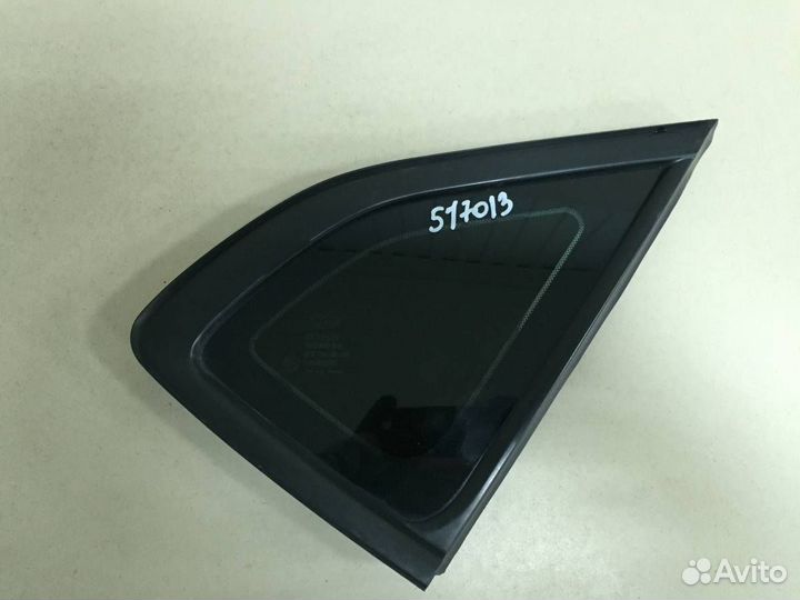 Стекло кузовное глухое правое Kia Ceed JD 2012-201