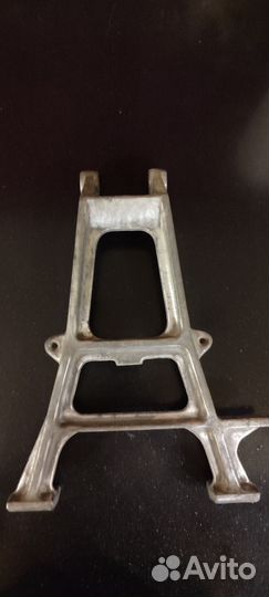 Центральная подножка мотоцикла Минск