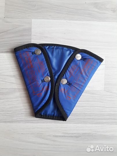 Детское удерживающее устройство