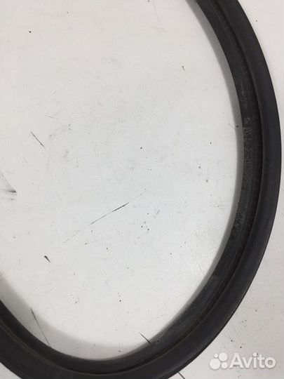 Уплотнитель крышки багажника