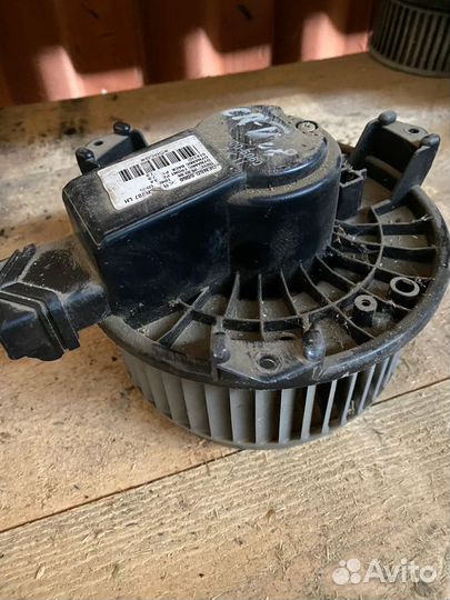 Моторчик печки Honda Cr-v 2727005060