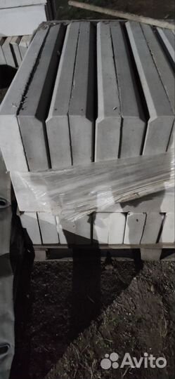 Бордюр тротуарный