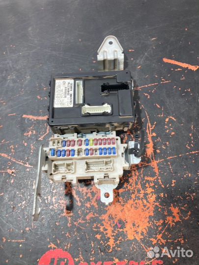 Блок предохранителей Infiniti Fx35 S50 VQ35DE 2003