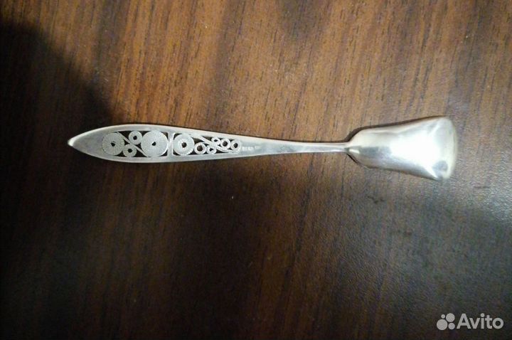 Ложки серебряные