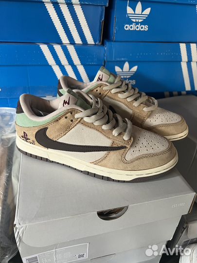 Кроссовки nike