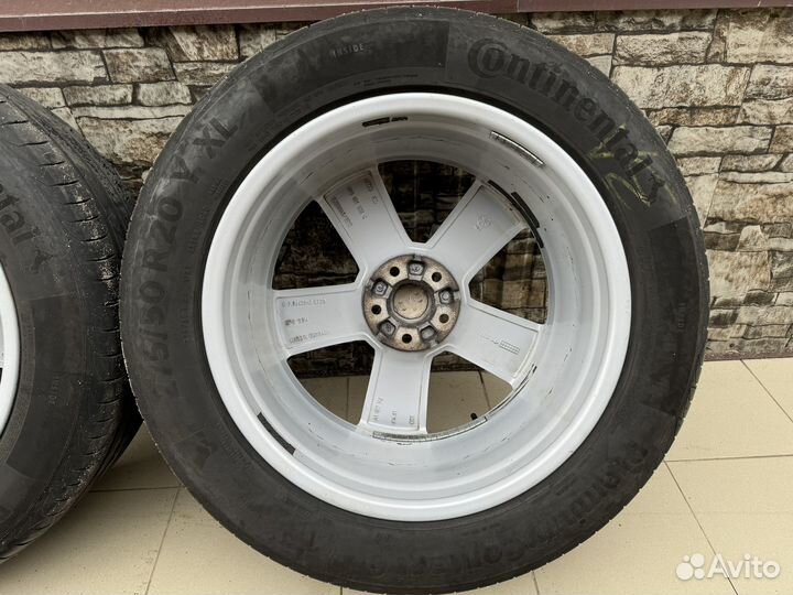 Колеса летние на Audi Q7, Q8,Touareg R20