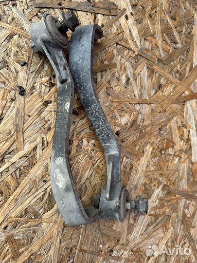 Стойка радиатора scania