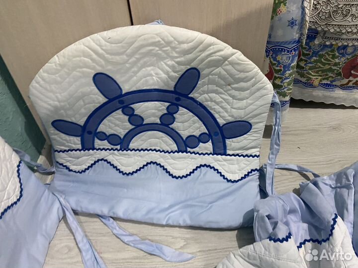 Бортики в кровать