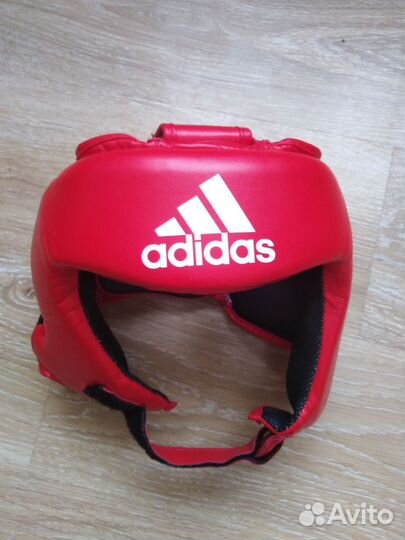 Боксёрский шлем Adidas