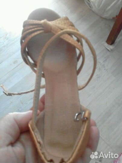 Танцевальная обувь