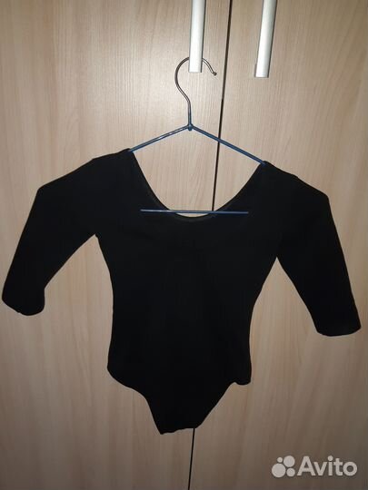 Купальник гимнастический,рукав 3/4,размер 134