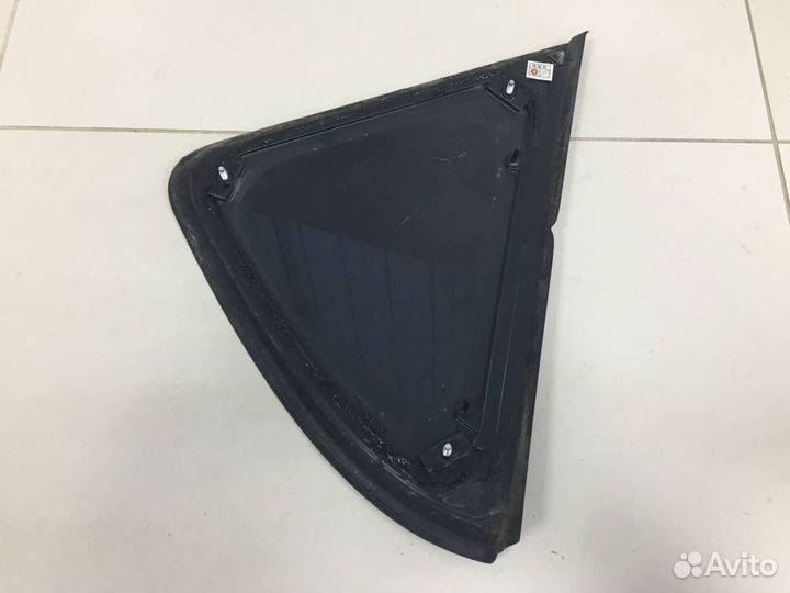 Стекло кузовное глухое левое Kia Ceed ED 2007-2012