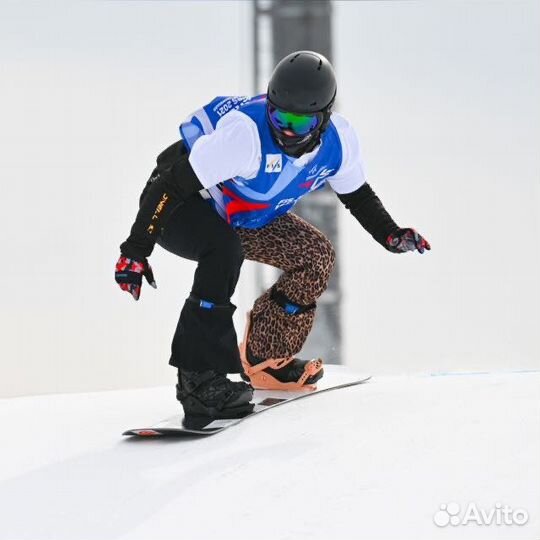 Инструктор по сноуборду