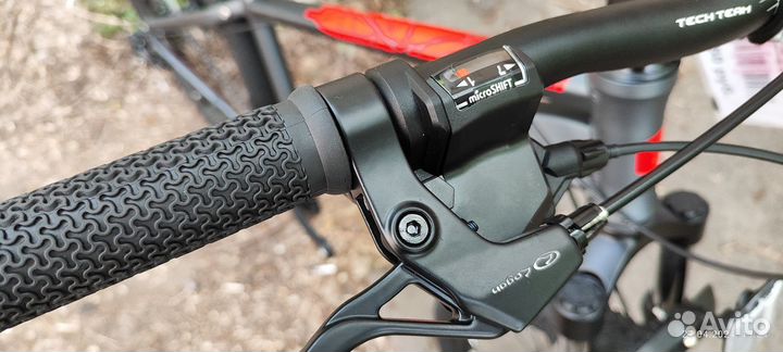 Велосипед с уникальной рамой,лёгкий