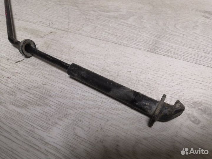 Упор капота Honda Civic Ferio ES1 D15B 2002