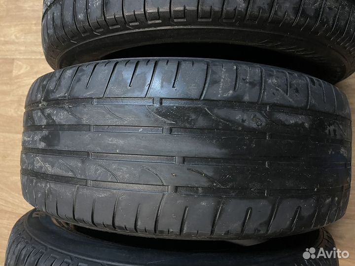 Bridgestone Dueler H/P 235/55 R17